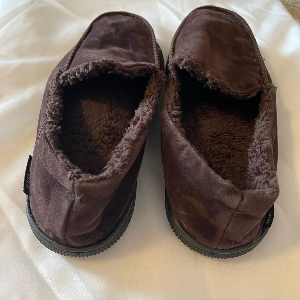 Men's MUK LUKS Brown Eric Memory Foam Moccasin Slippers Brown-Medium(10/11)